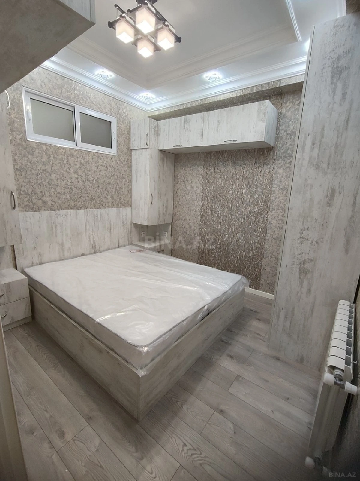 Kirayə verilir 2 otaqlı mənzil 71 m²