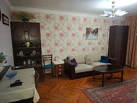 Kirayə verilir 1 otaqlı mənzil 32 m² — Bakı, İnşaatçılar 1 otaq 32.00 m²