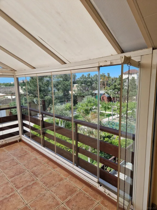 Kirayə verilir 5 otaqlı həyət evi 250 m²