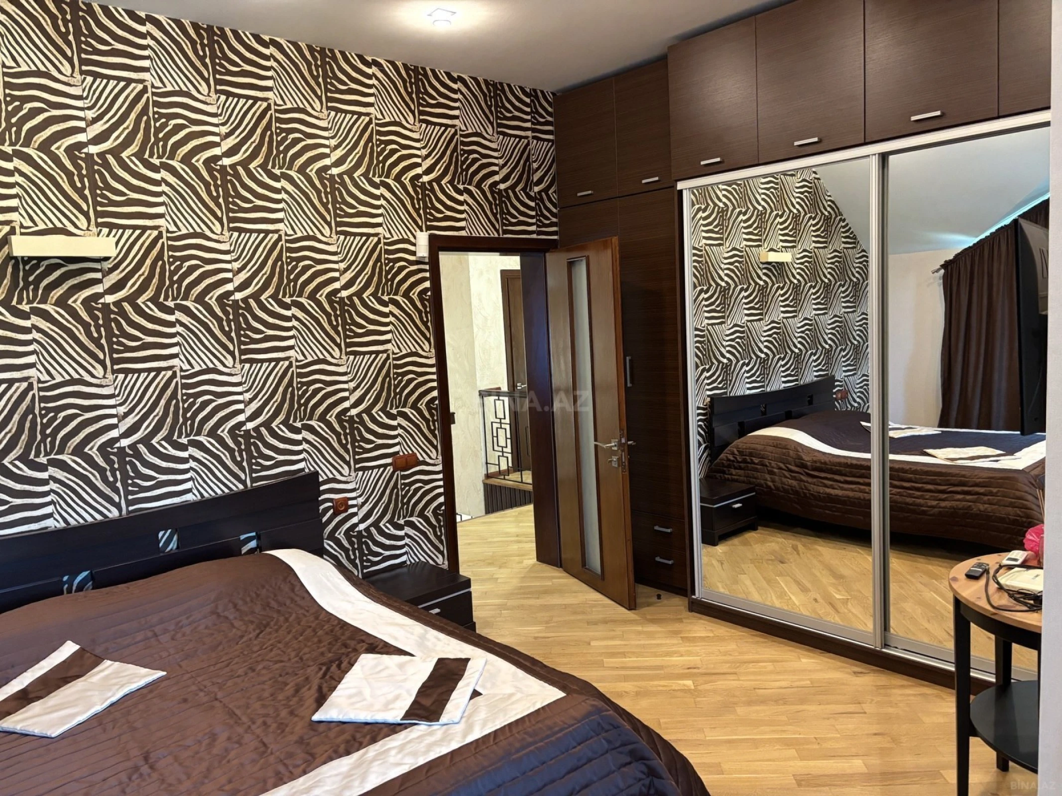 Kirayə verilir 5 otaqlı həyət evi 250 m²