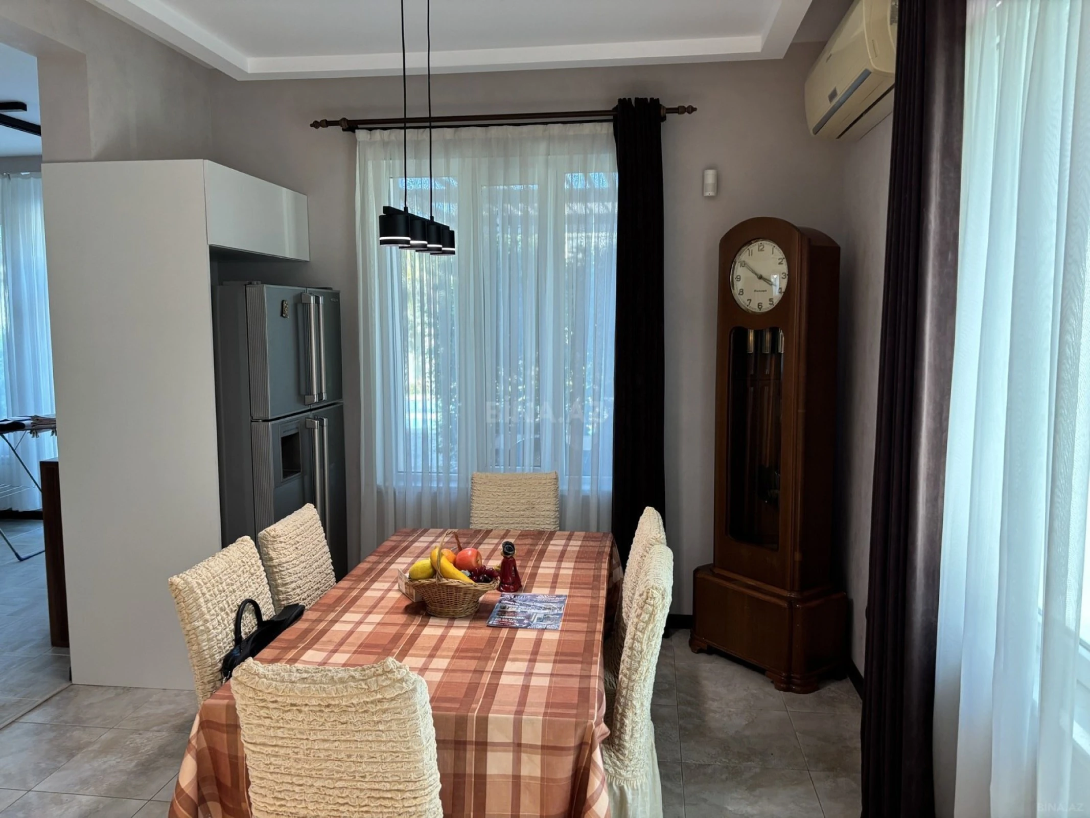 Kirayə verilir 5 otaqlı həyət evi 250 m²