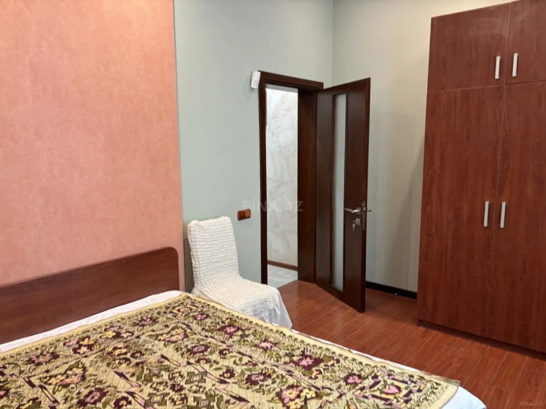 Kirayə verilir 5 otaqlı həyət evi 250 m²