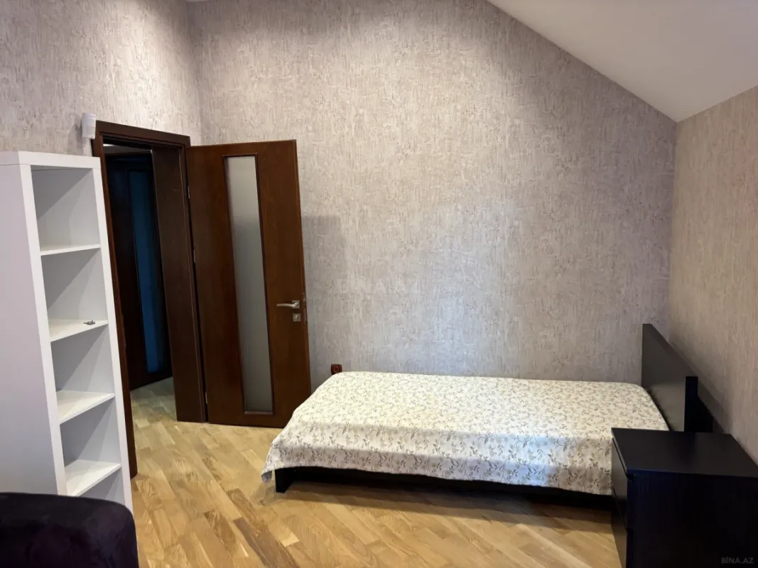 Kirayə verilir 5 otaqlı həyət evi 250 m²