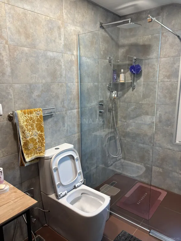 Kirayə verilir 5 otaqlı həyət evi 250 m²