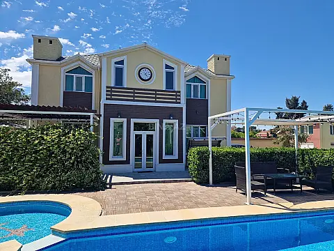 Kirayə verilir 5 otaqlı həyət evi 250 m² — Bakı, Mərdəkan 5 otaq 250.00 m²