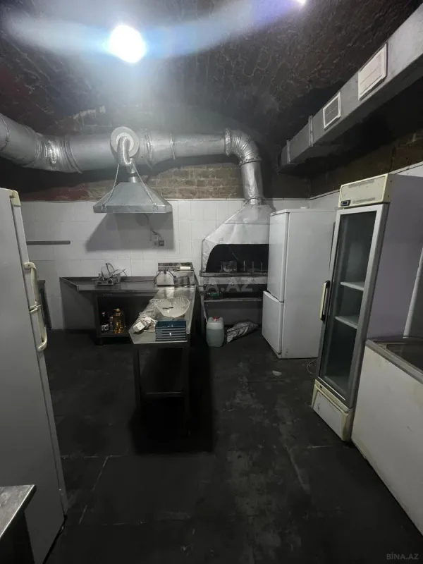 Kirayə verilir obyekt 200 m²