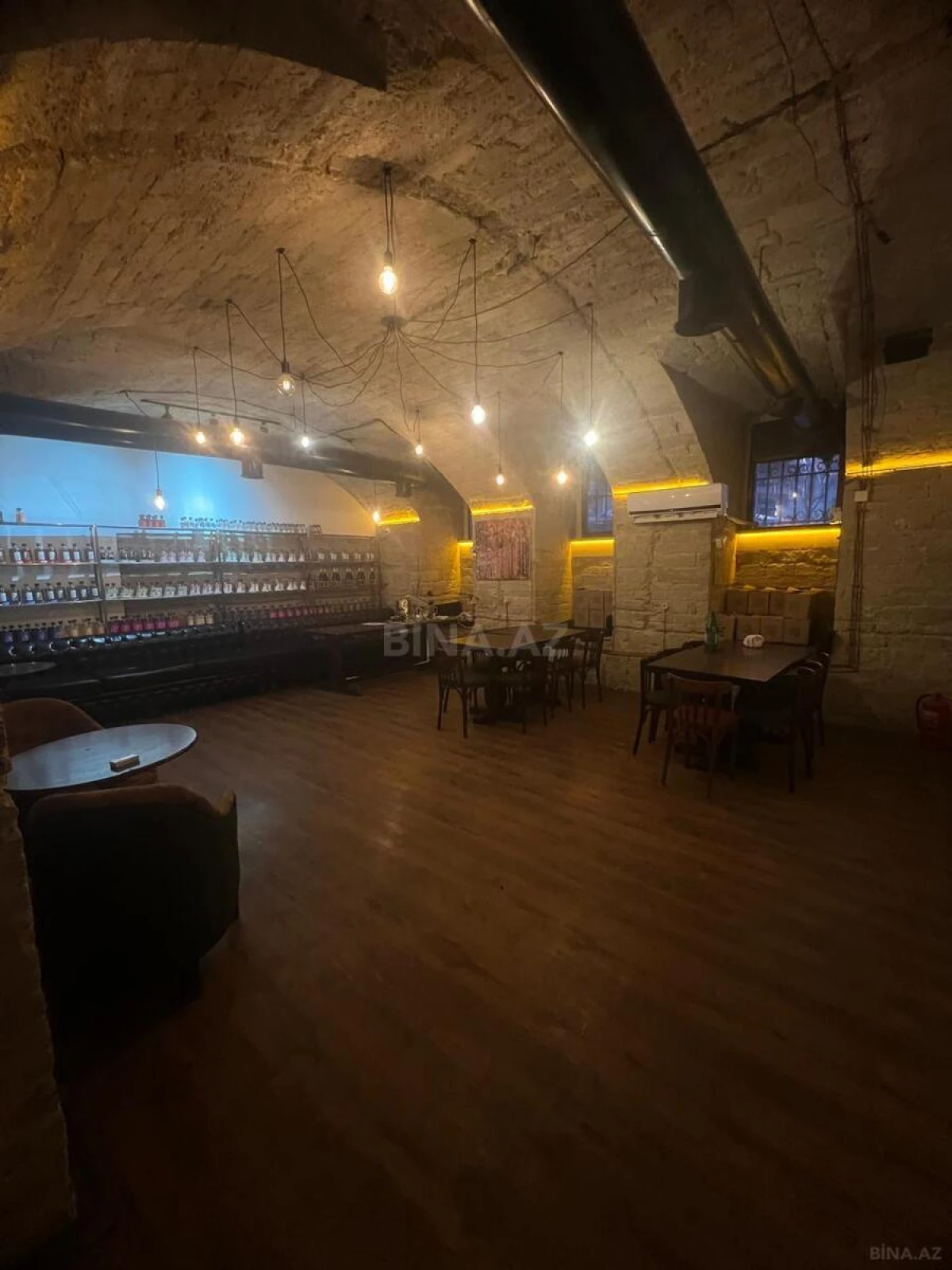 Kirayə verilir obyekt 200 m²