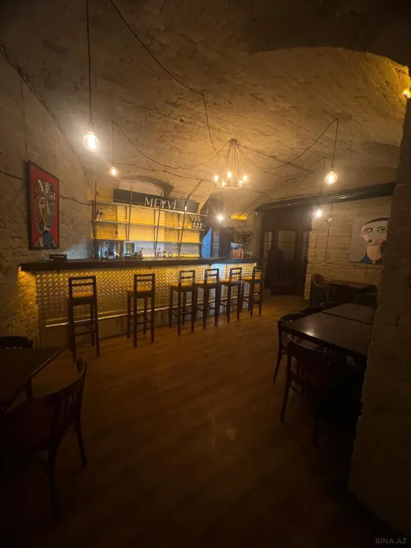 Kirayə verilir obyekt 200 m²