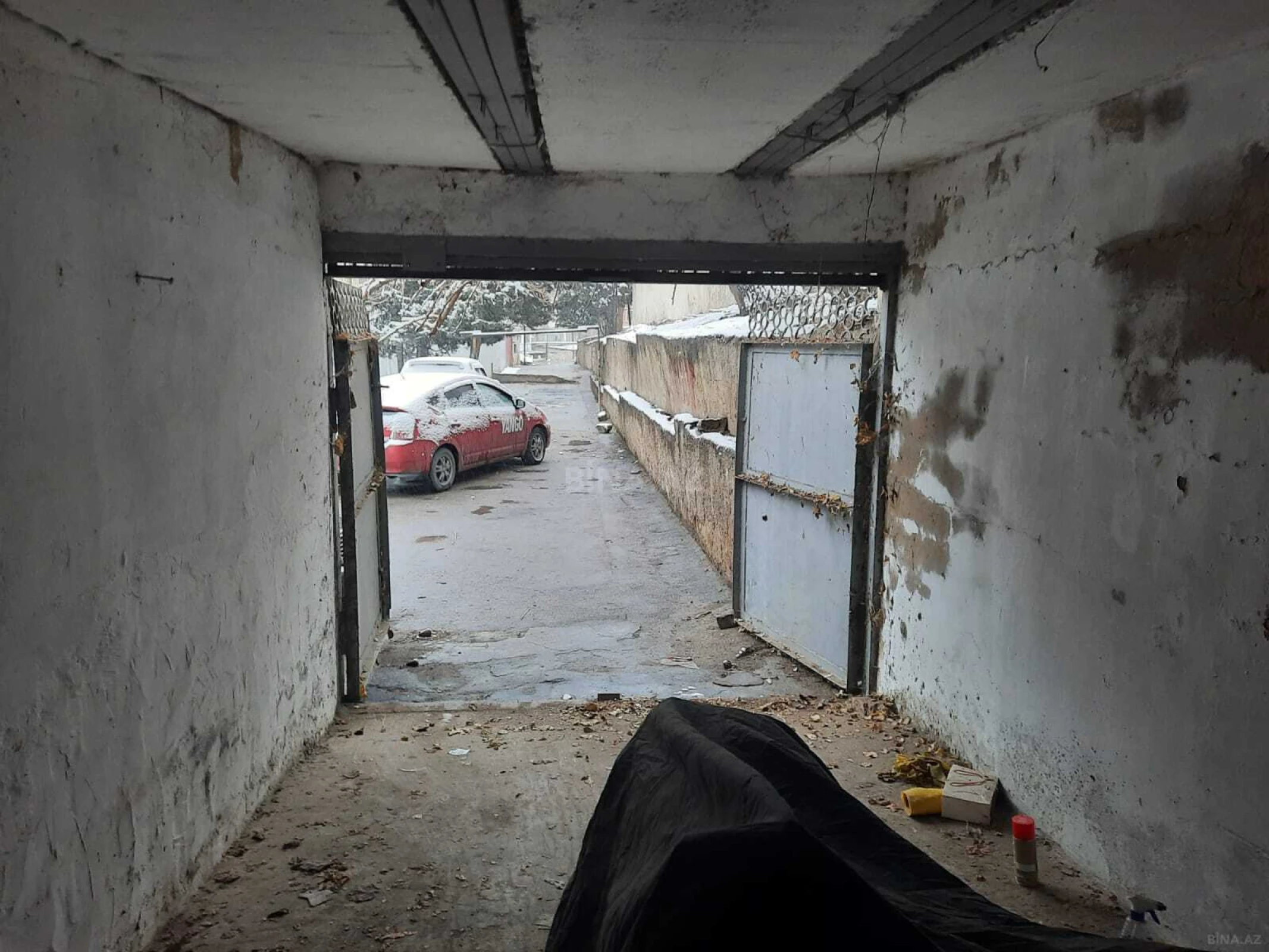 Satılır qaraj 21 m²