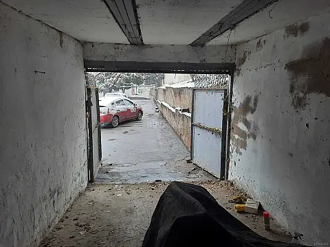 Satılır qaraj 21 m²