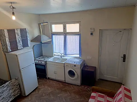 Kirayə verilir 1 otaqlı həyət evi 25 m²