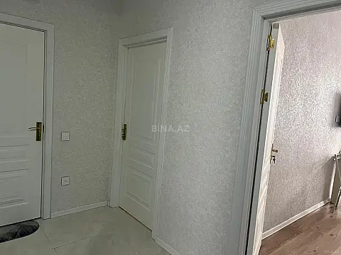 Kirayə verilir 2 otaqlı mənzil 78 m²