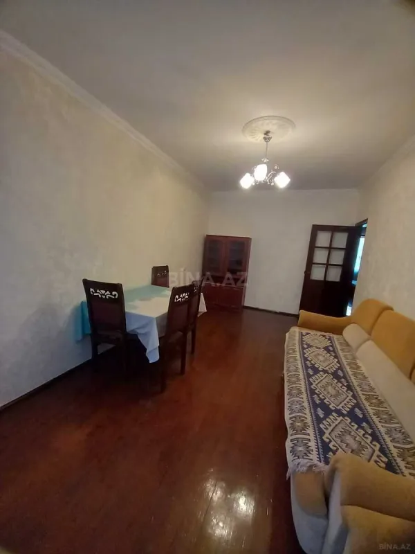 Satılır 2 otaqlı mənzil 60 m²