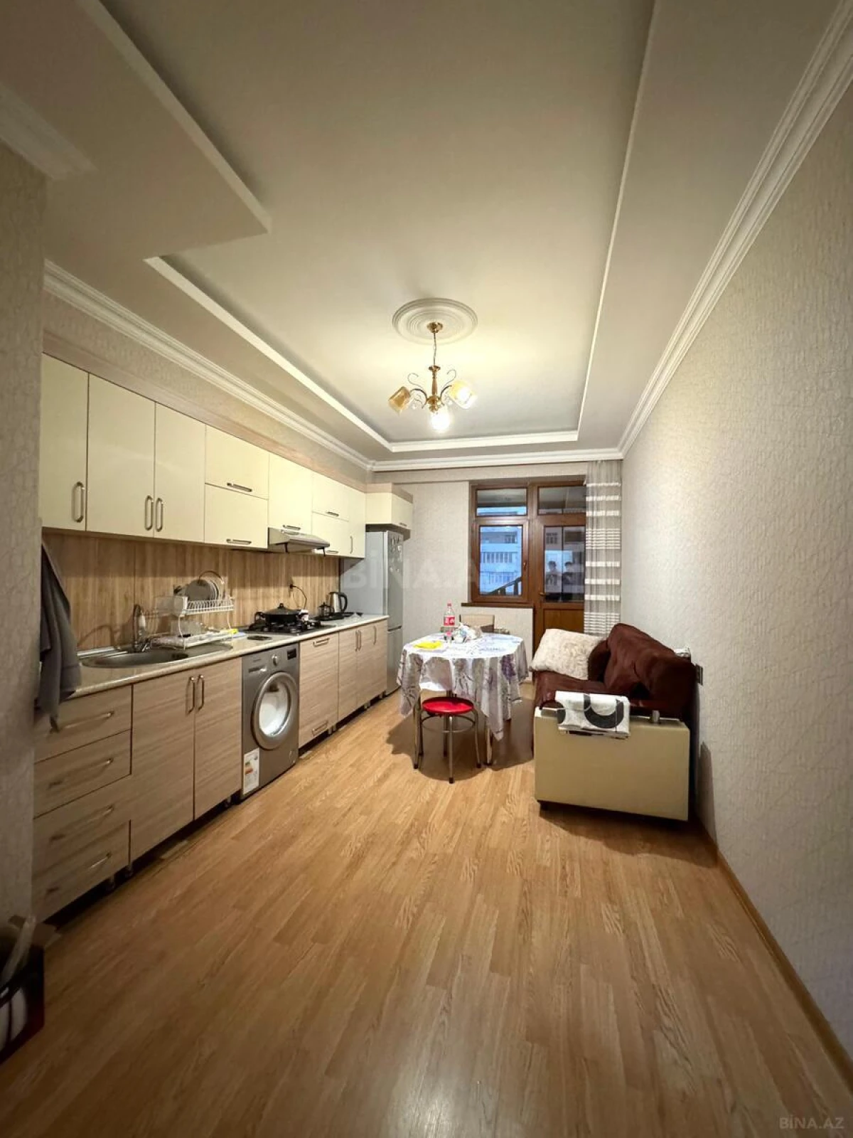 Kirayə verilir 2 otaqlı mənzil 82 m²