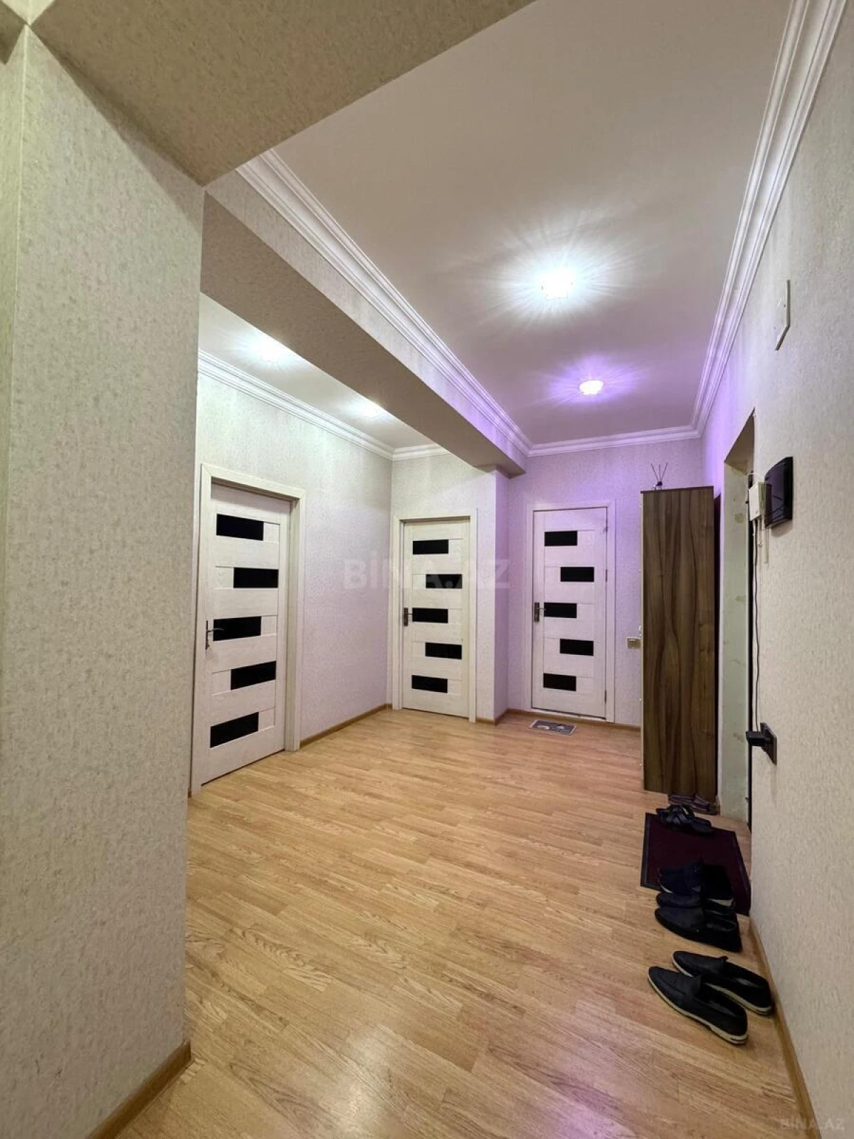 Kirayə verilir 2 otaqlı mənzil 82 m²