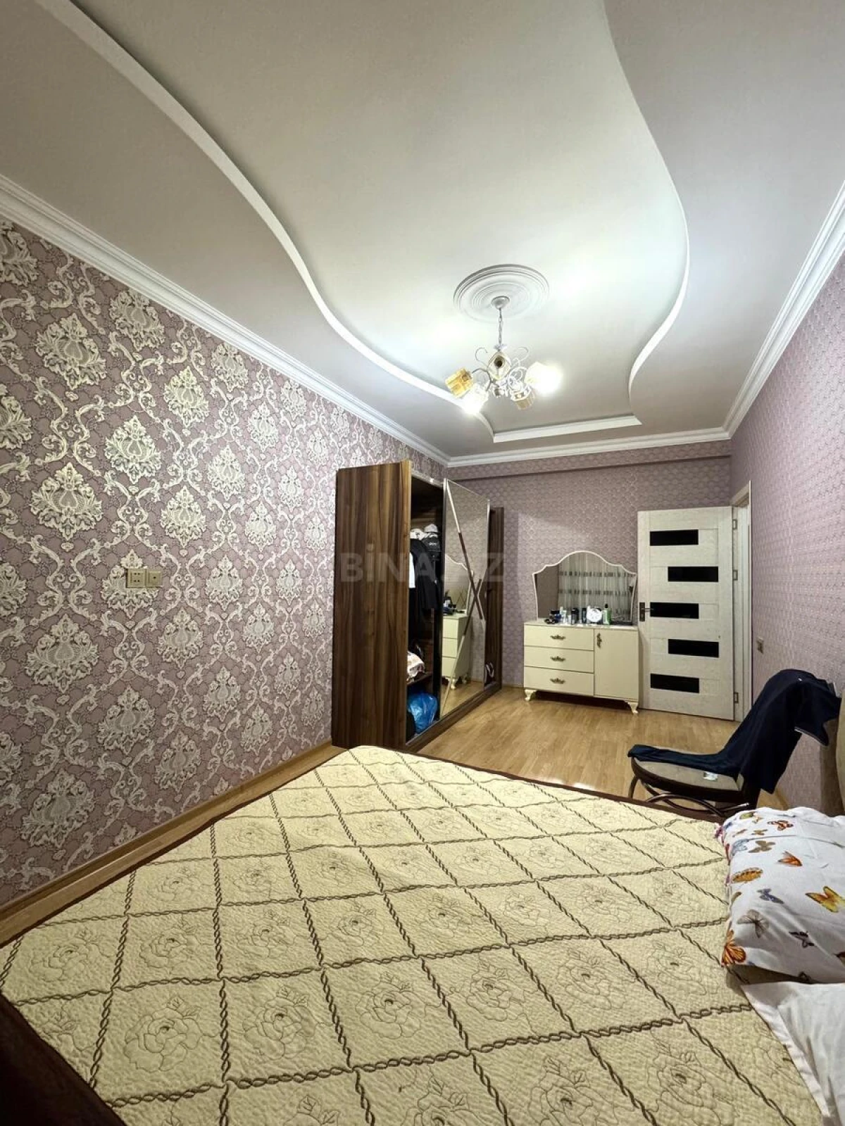 Kirayə verilir 2 otaqlı mənzil 82 m²