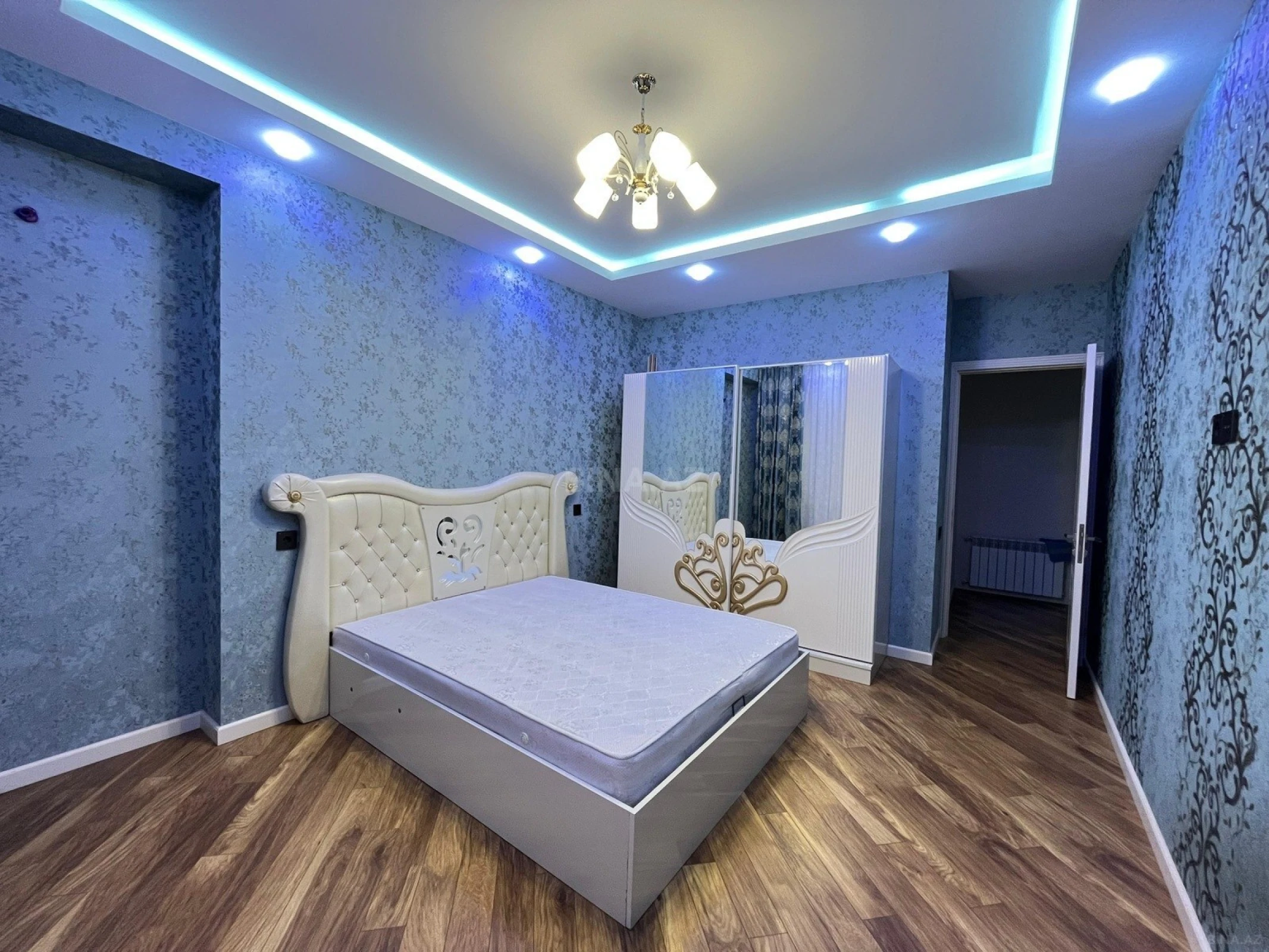 Kirayə verilir 3 otaqlı mənzil 88 m²