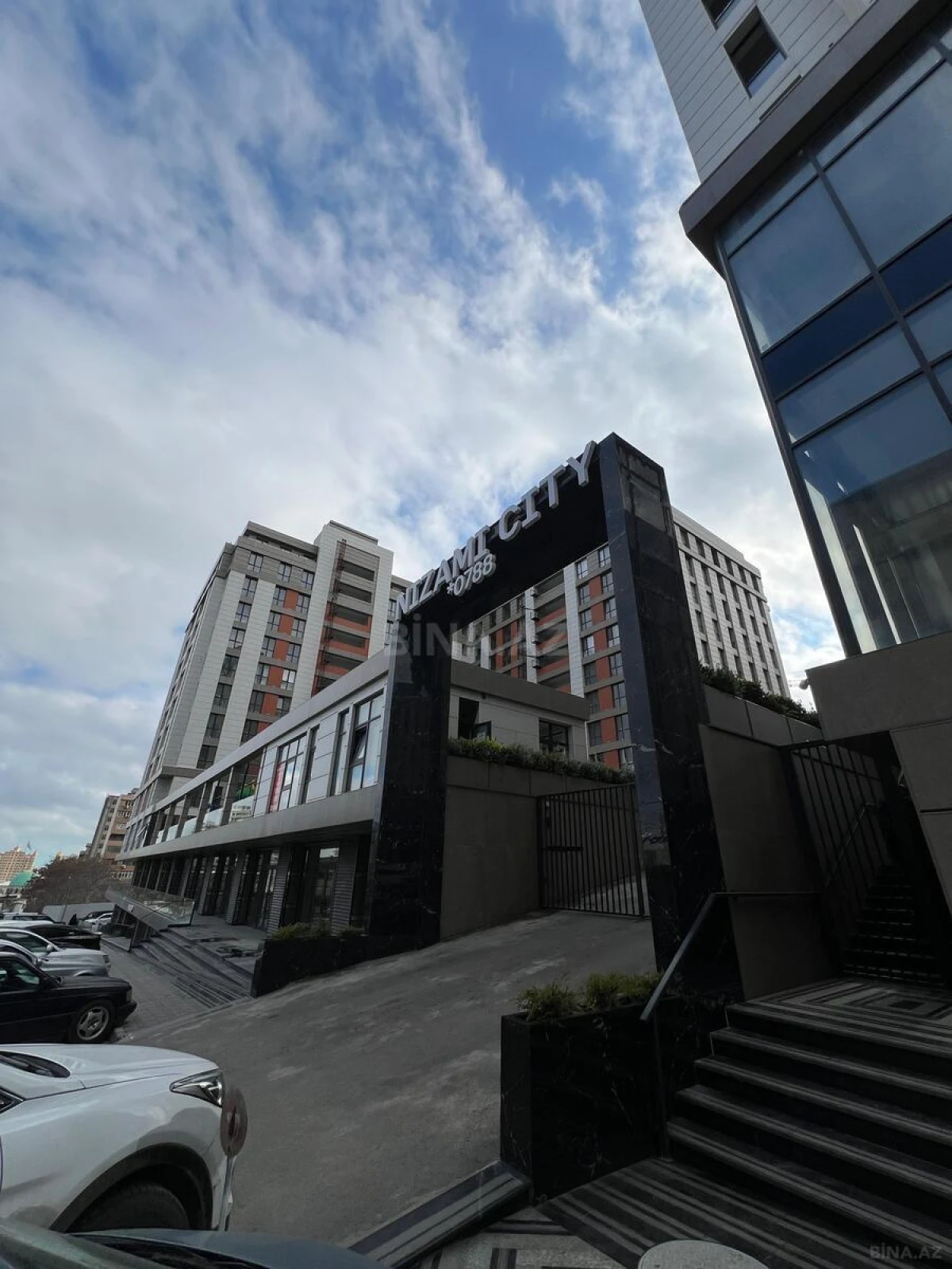 Kirayə verilir 2 otaqlı mənzil 70 m²