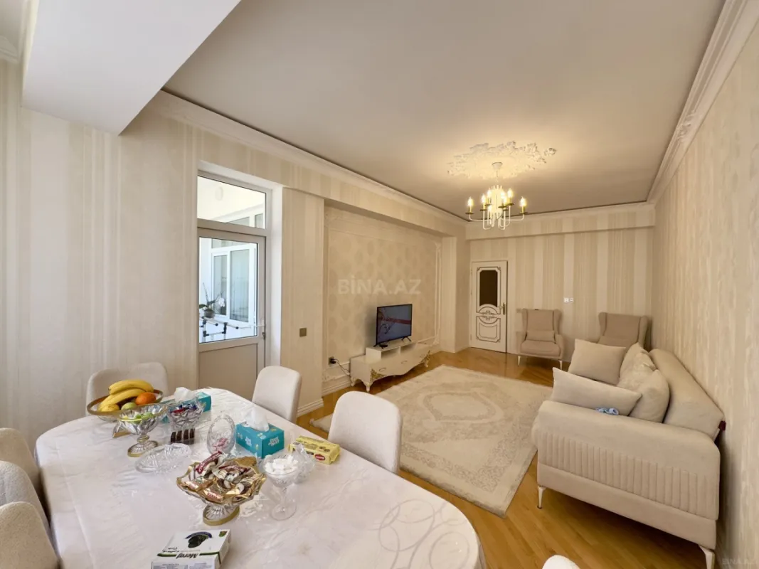 Satılır 3 otaqlı mənzil 110 m²