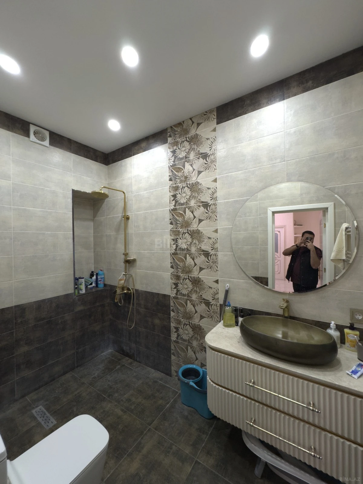 Satılır 3 otaqlı mənzil 110 m²