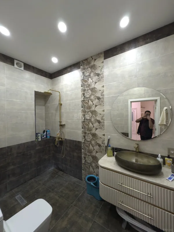 Satılır 3 otaqlı mənzil 110 m²