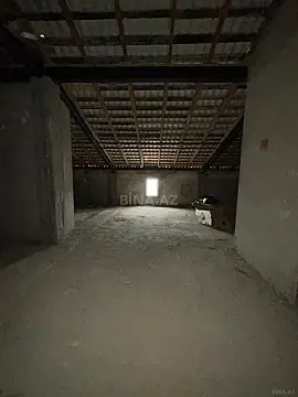 Satılır obyekt 700 m²