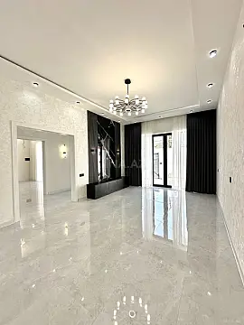 Satılır 4 otaqlı həyət evi 140 m²