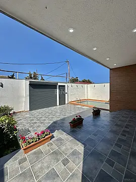 Satılır 4 otaqlı həyət evi 140 m²