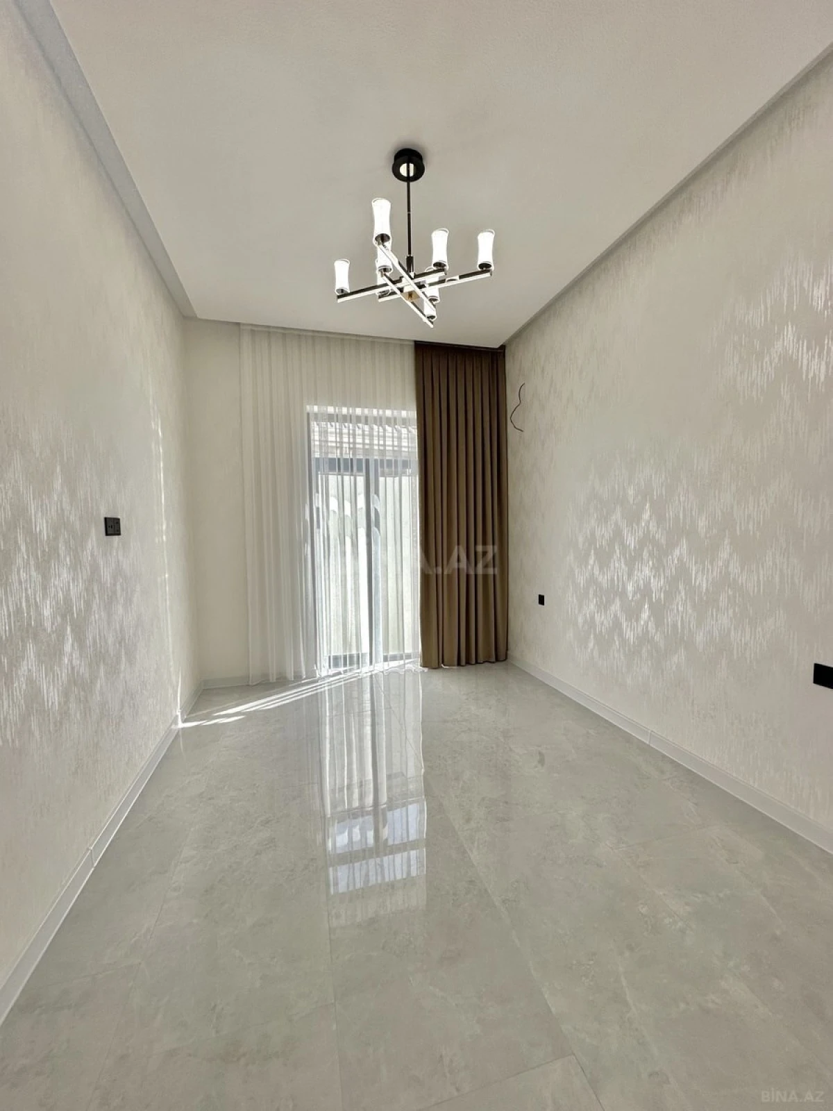 Satılır 4 otaqlı həyət evi 140 m²
