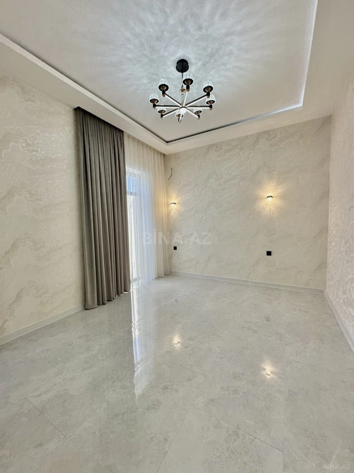 Satılır 4 otaqlı həyət evi 140 m²