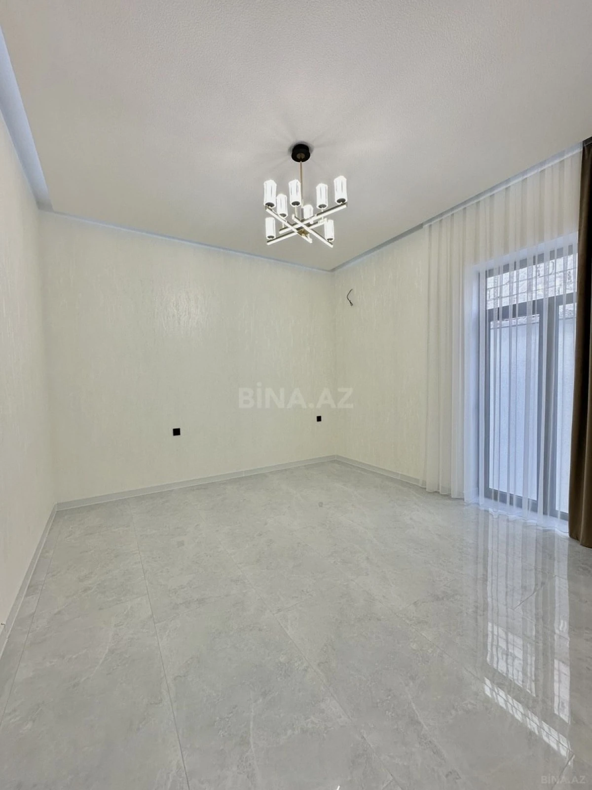 Satılır 4 otaqlı həyət evi 140 m²