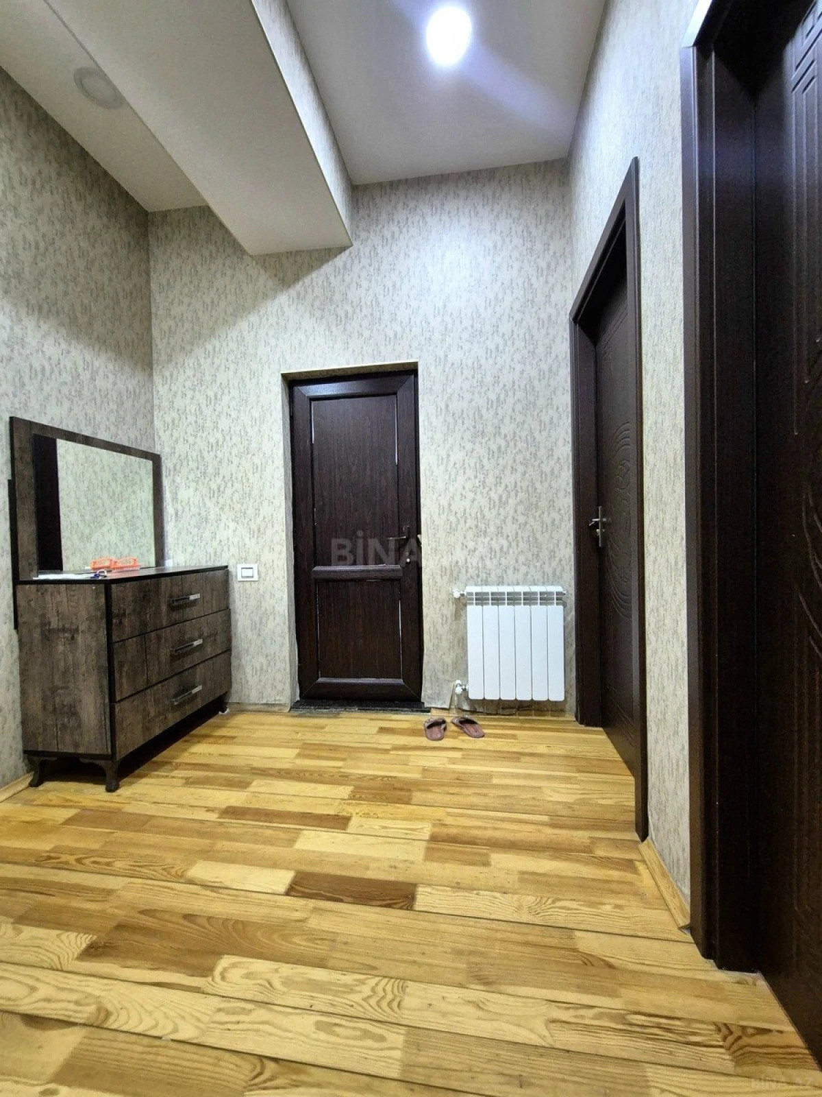 Satılır 2 otaqlı mənzil 43 m²