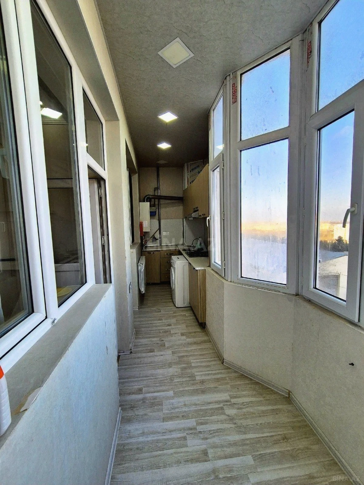 Satılır 2 otaqlı mənzil 43 m²