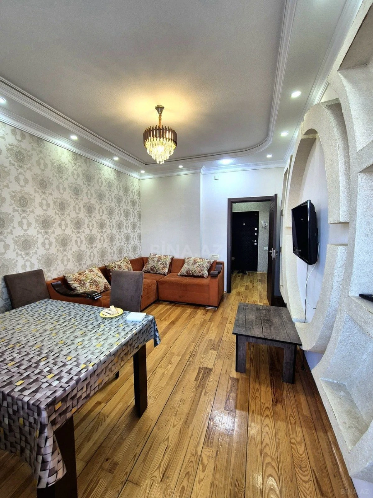 Satılır 2 otaqlı mənzil 43 m²