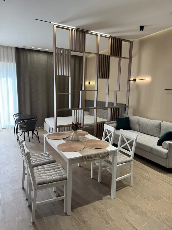 Satılır 1 otaqlı mənzil 58 m²
