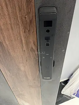 Satılır 1 otaqlı mənzil 58 m²