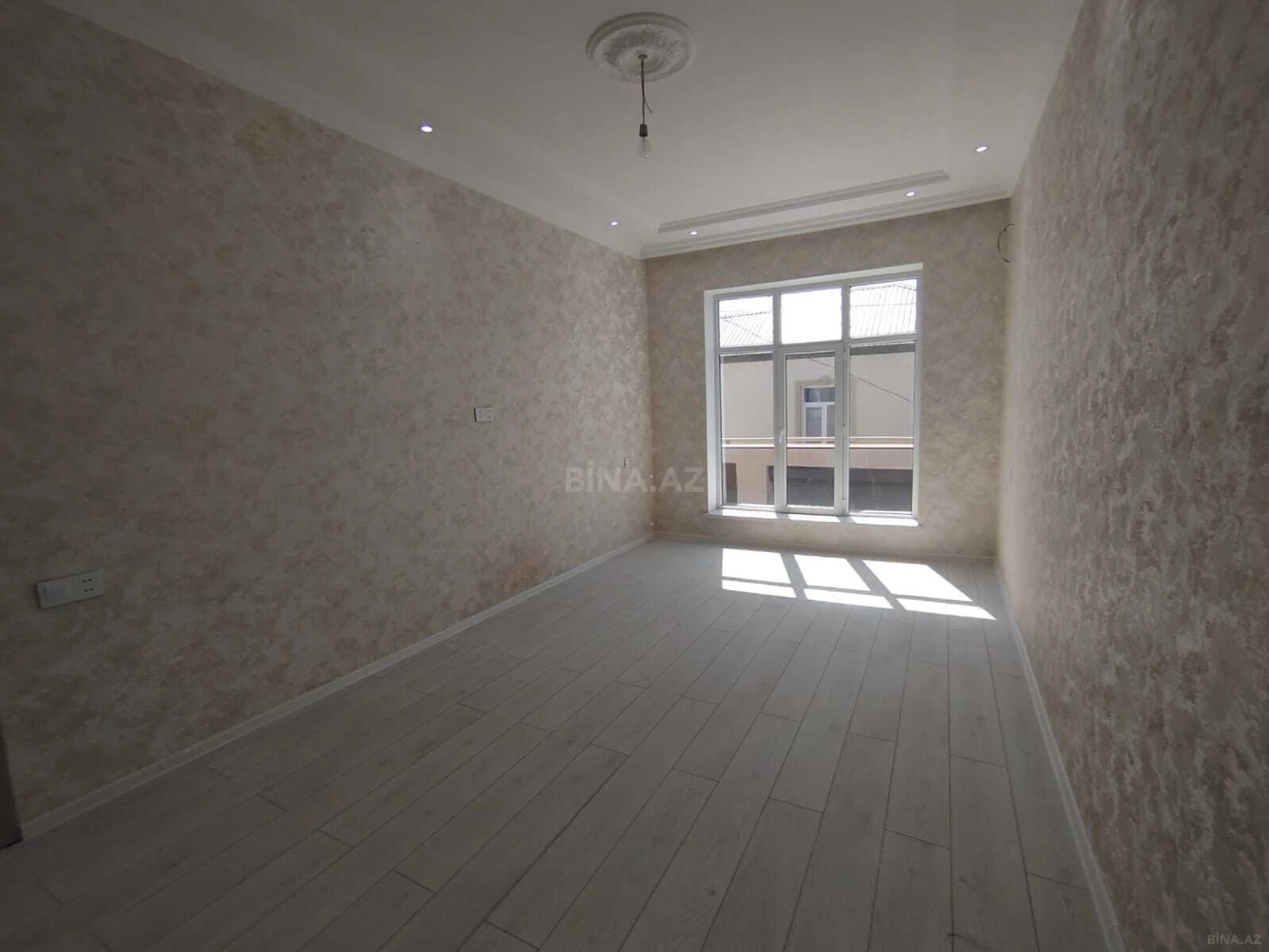 Satılır 3 otaqlı həyət evi 95 m²
