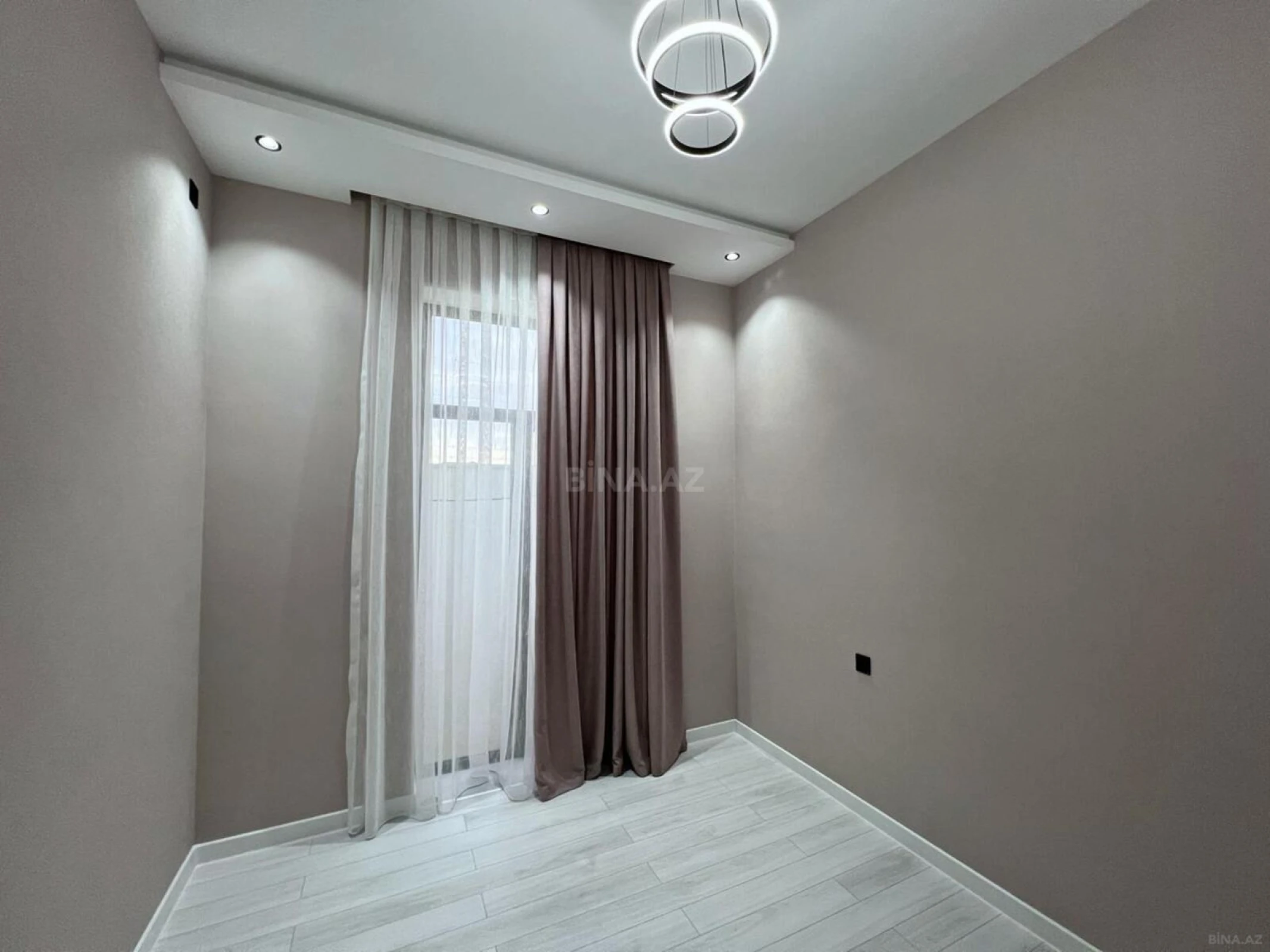 Satılır 4 otaqlı həyət evi 150 m²