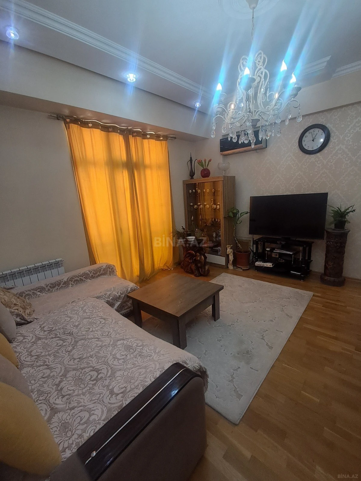 Satılır 2 otaqlı mənzil 68 m²
