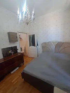 Satılır 2 otaqlı mənzil 68 m²