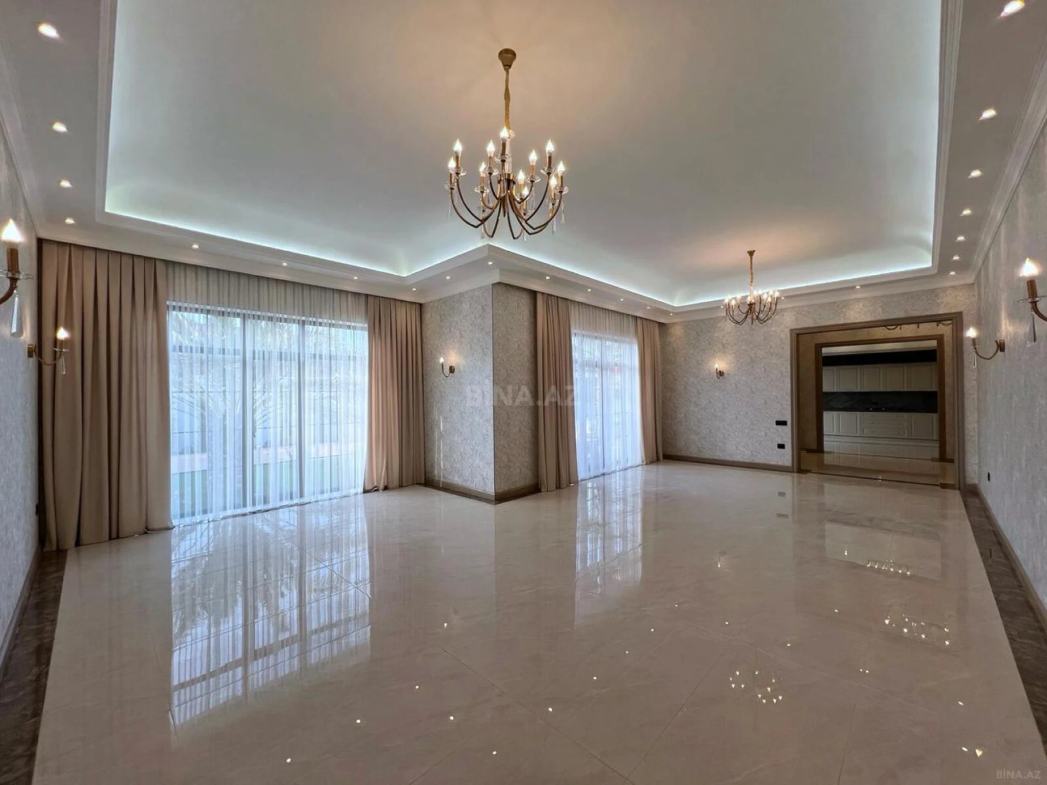 Satılır 6 otaqlı həyət evi 400 m²