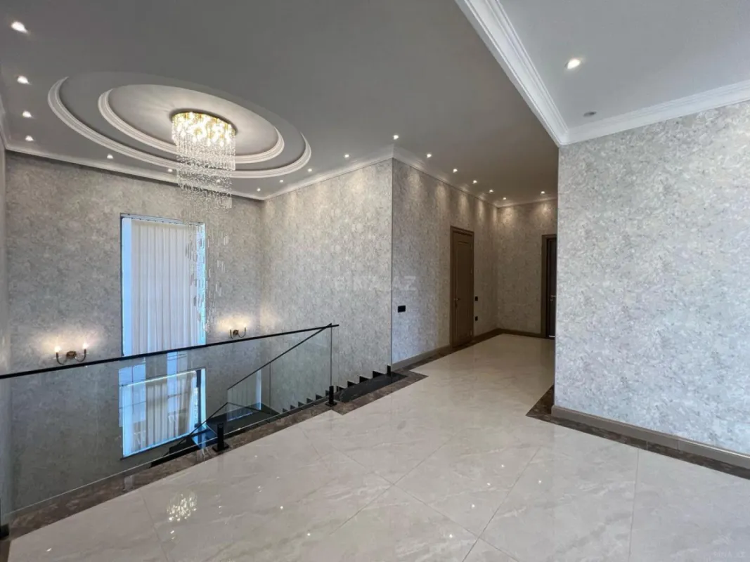Satılır 6 otaqlı həyət evi 400 m²