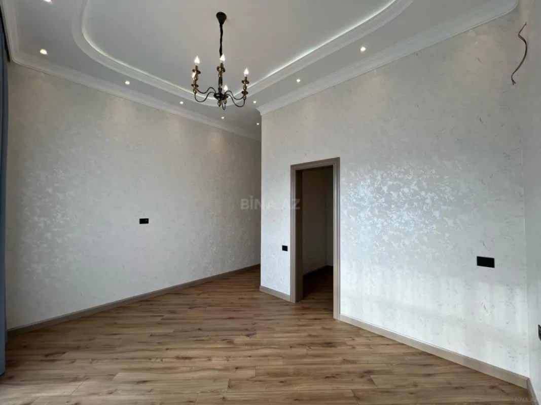 Satılır 6 otaqlı həyət evi 400 m²