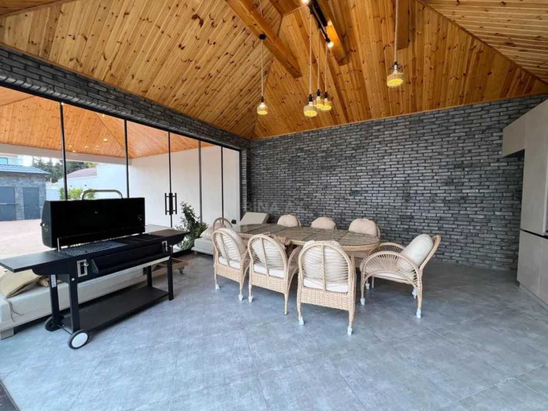 Satılır 6 otaqlı həyət evi 400 m²