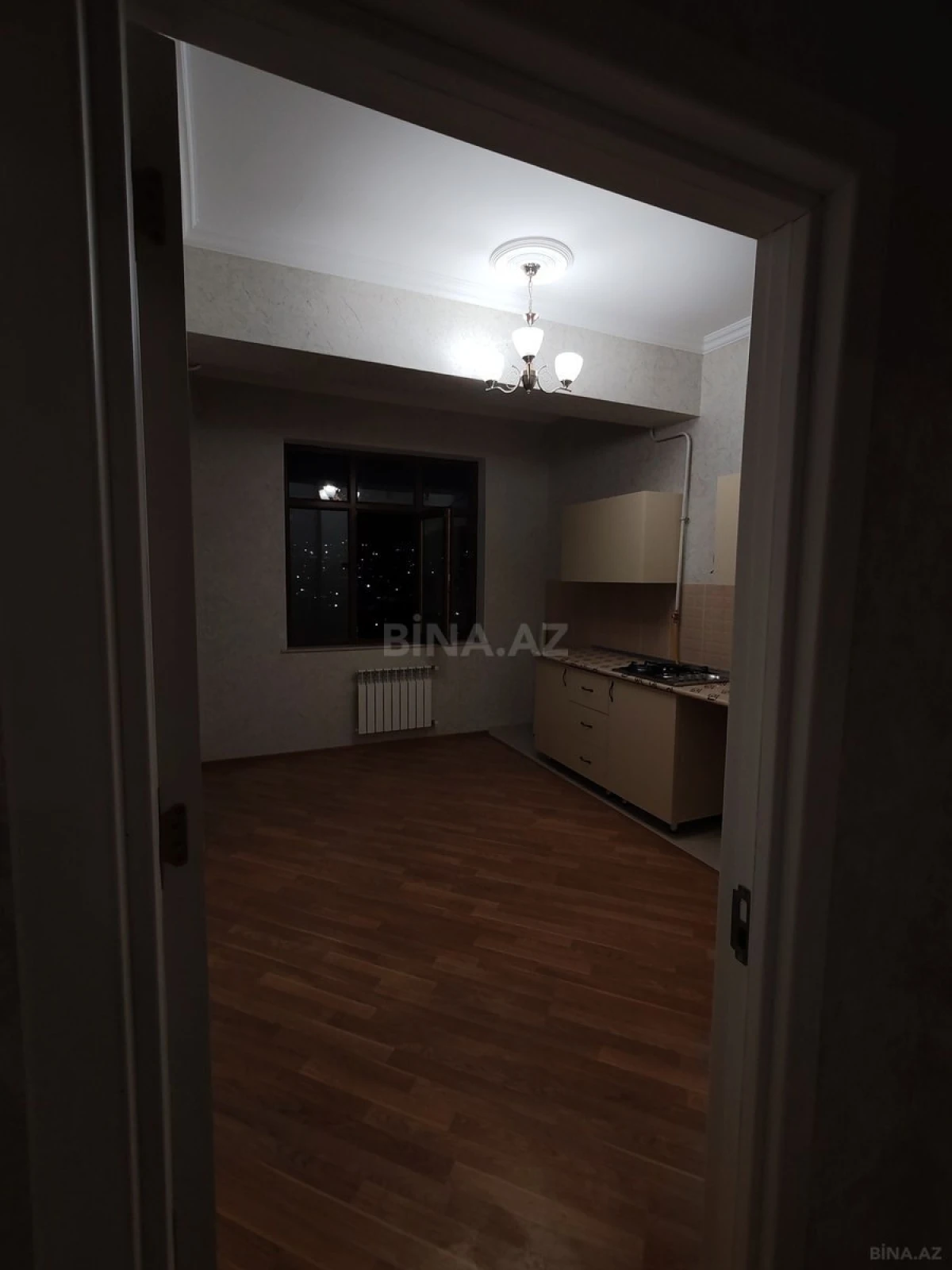 Satılır 2 otaqlı mənzil 102.5 m²