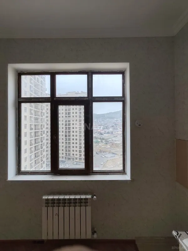 Satılır 2 otaqlı mənzil 102.5 m²