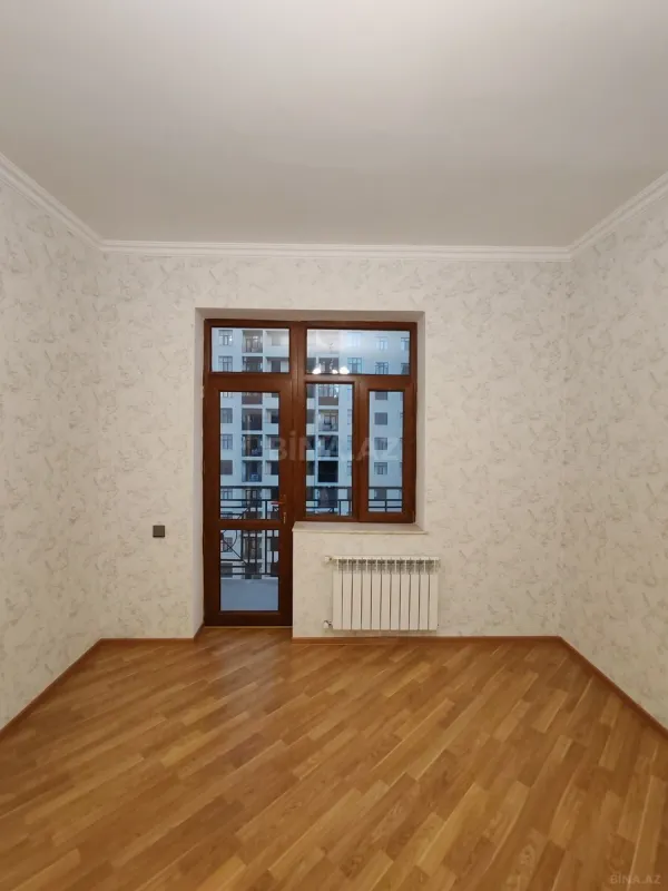 Satılır 2 otaqlı mənzil 102.5 m²