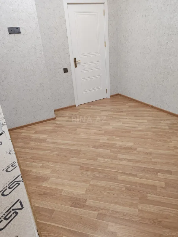 Satılır 2 otaqlı mənzil 102.5 m²