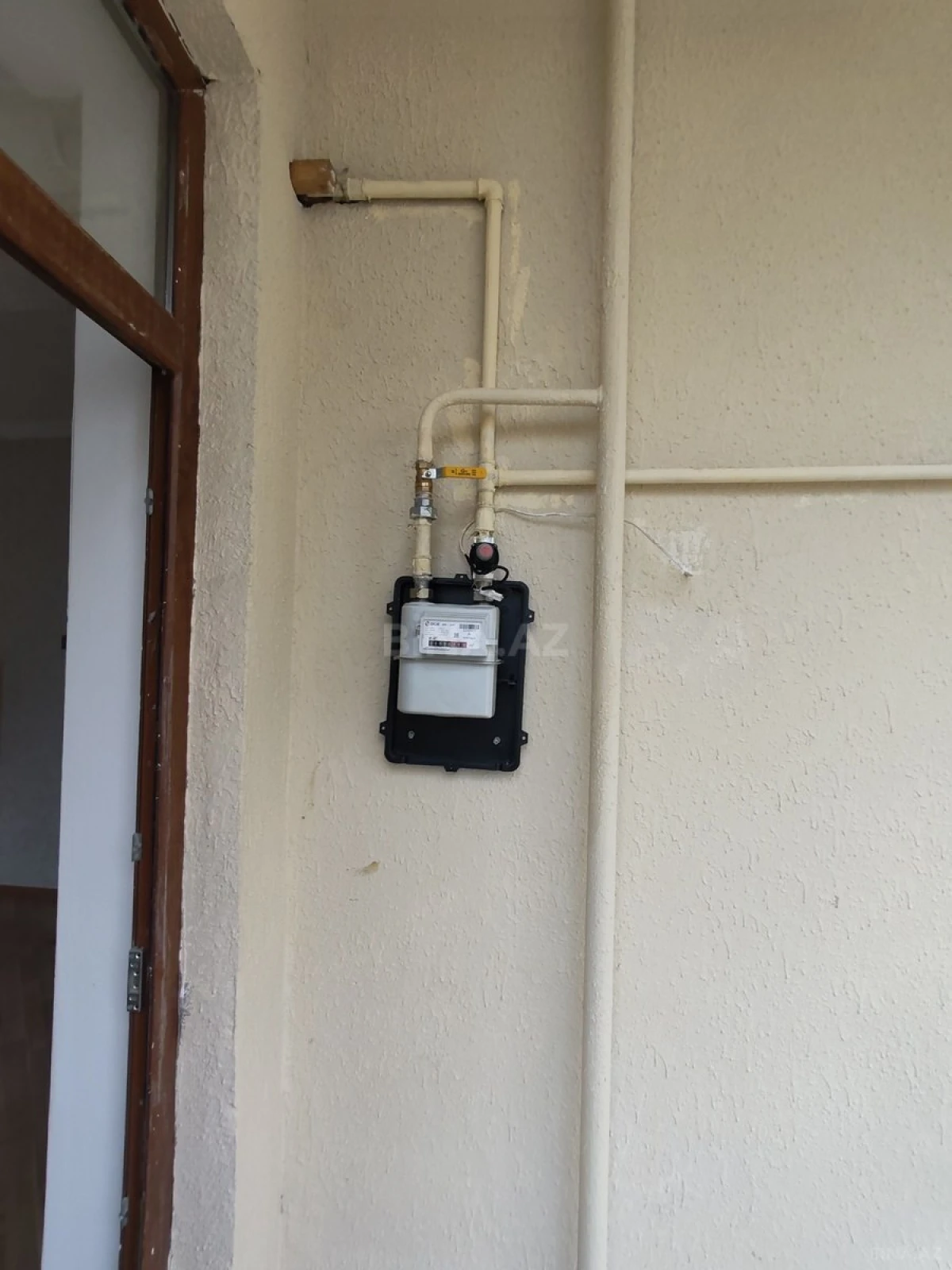 Satılır 2 otaqlı mənzil 102.5 m²