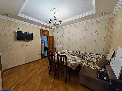 Satılır 3 otaqlı mənzil 50 m²